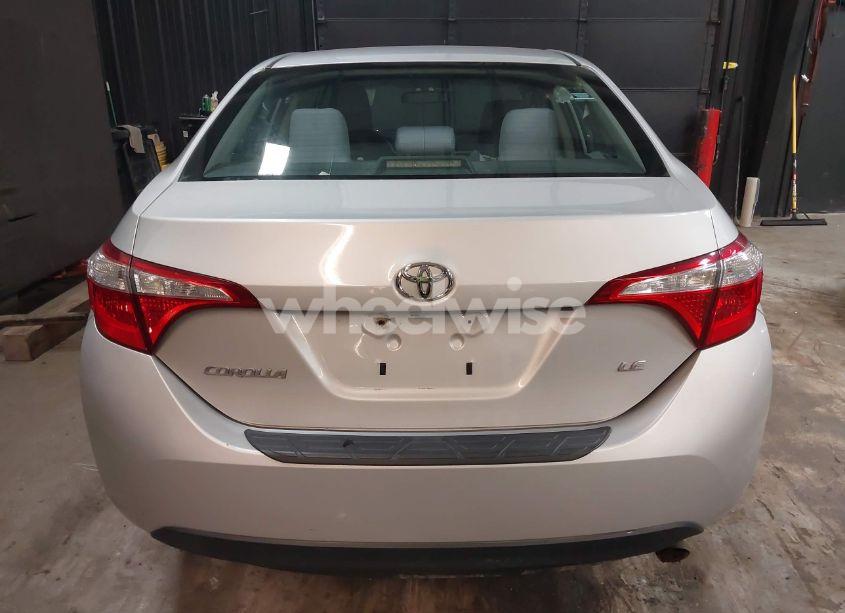 Photo 17 of 2015 Toyota Corolla LE (VIN 2T1BURHE4FC395784)