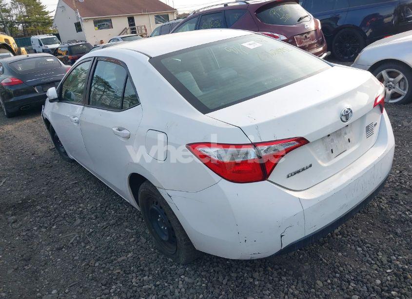 Photo 3 of 2015 Toyota Corolla LE (VIN 2T1BURHE4FC401440)