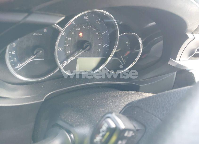 Photo 7 of 2015 Toyota Corolla LE (VIN 2T1BURHE4FC401440)