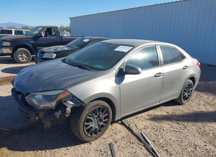Photo 2 of 2015 Toyota Corolla LE (VIN 2T1BURHE4FC411823)