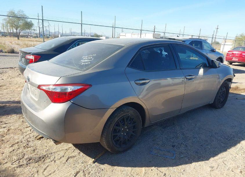 Photo 4 of 2015 Toyota Corolla LE (VIN 2T1BURHE4FC411823)