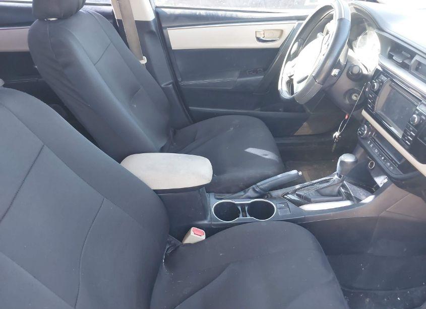 Photo 5 of 2015 Toyota Corolla LE (VIN 2T1BURHE4FC411823)