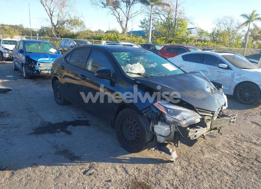 2015 Toyota Corolla LE (VIN 2T1BURHE4FC419176) main photo