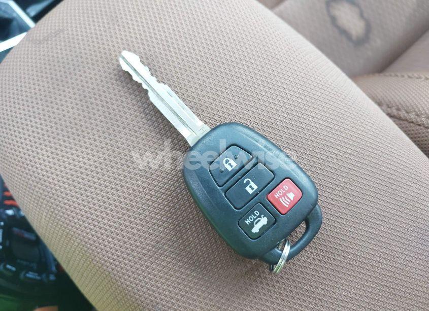 Photo 11 of 2015 Toyota Corolla LE PLUS (VIN 2T1BURHE4FC437628)