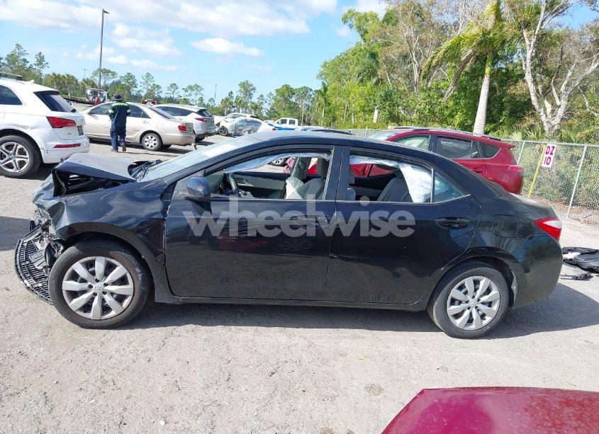 Photo 15 of 2015 Toyota Corolla LE (VIN 2T1BURHE4FC439931)