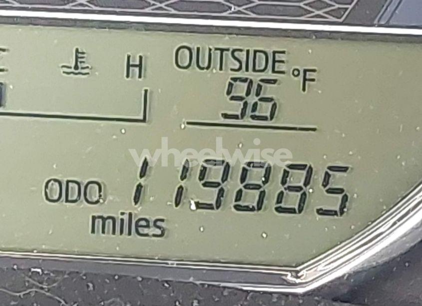 Photo 16 of 2015 Toyota Corolla LE (VIN 2T1BURHE4FC439931)