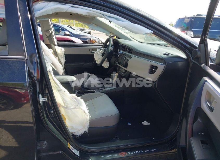 Photo 5 of 2015 Toyota Corolla LE (VIN 2T1BURHE4FC439931)