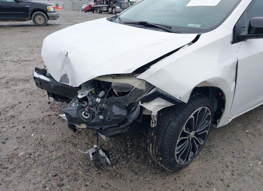 Photo 18 of 2015 Toyota Corolla S PLUS (VIN 2T1BURHE4FC449164)