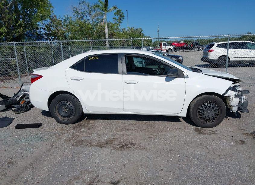 Photo 13 of 2016 Toyota Corolla S (VIN 2T1BURHE4GC523927)