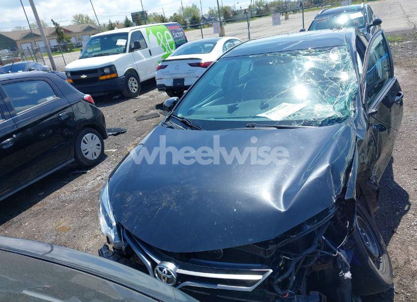 Photo 11 of 2016 Toyota Corolla LE (VIN 2T1BURHE4GC532577)