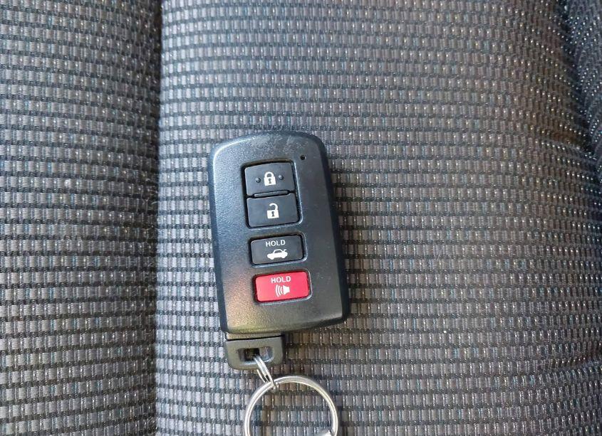 Photo 11 of 2016 Toyota Corolla S W/SPECIAL EDITION PKG (VIN 2T1BURHE4GC533826)