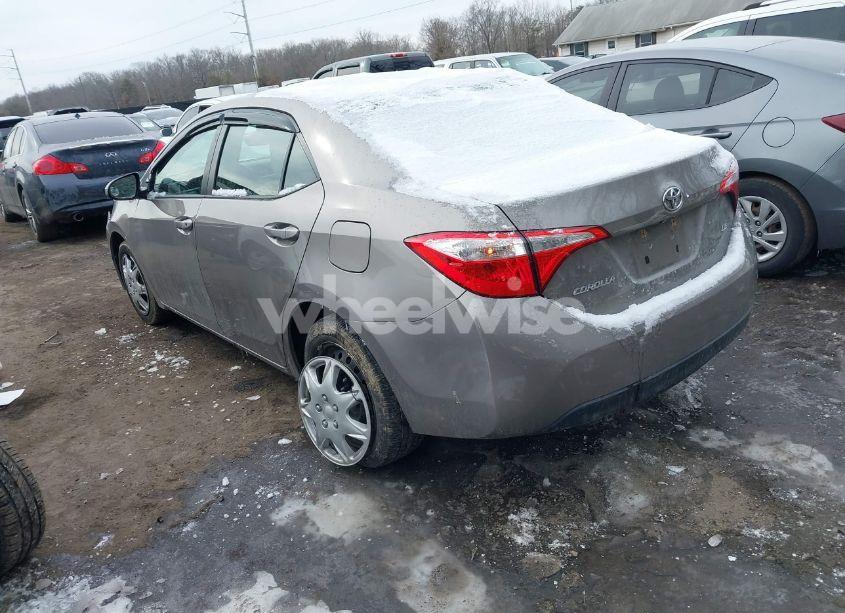 Photo 3 of 2016 Toyota Corolla LE (VIN 2T1BURHE4GC543112)