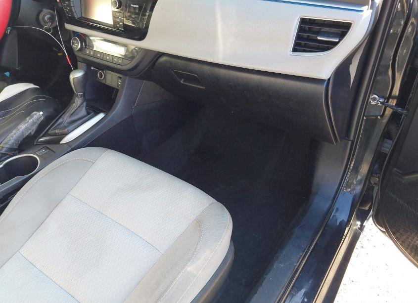 Photo 5 of 2016 Toyota Corolla LE (VIN 2T1BURHE4GC548049)