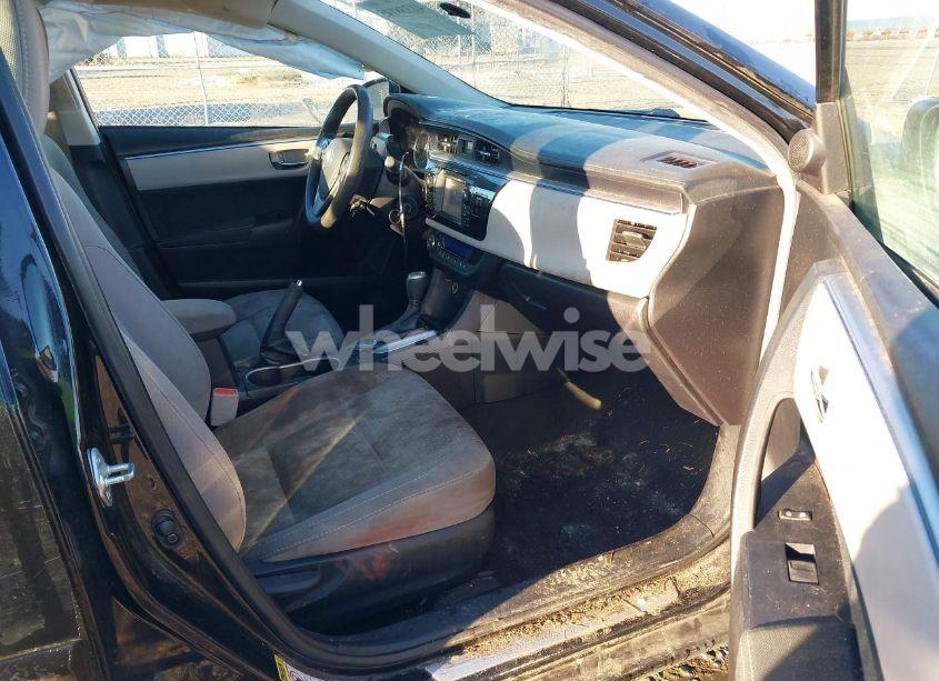 Photo 5 of 2016 Toyota Corolla LE (VIN 2T1BURHE4GC550996)