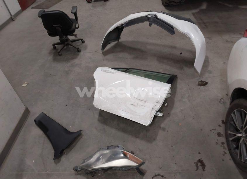 Photo 12 of 2016 Toyota Corolla LE PLUS (VIN 2T1BURHE4GC566969)