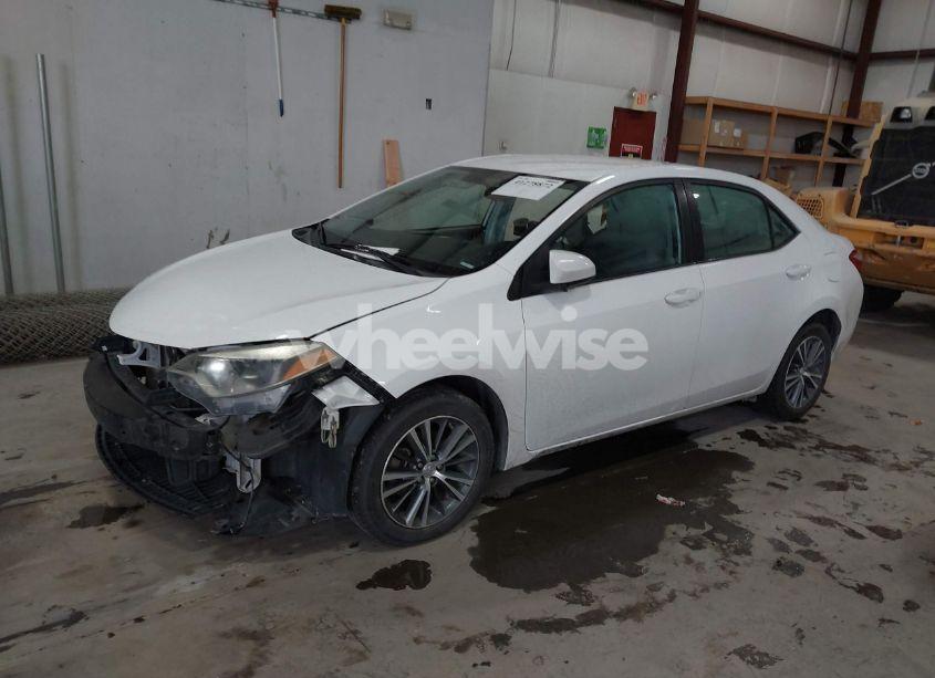 Photo 2 of 2016 Toyota Corolla LE PLUS (VIN 2T1BURHE4GC566969)