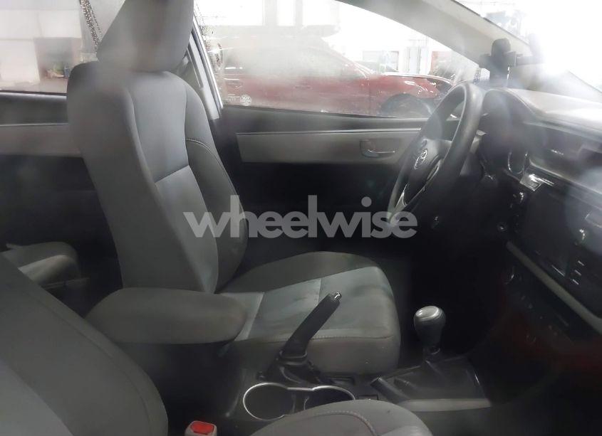 Photo 5 of 2016 Toyota Corolla LE PLUS (VIN 2T1BURHE4GC566969)