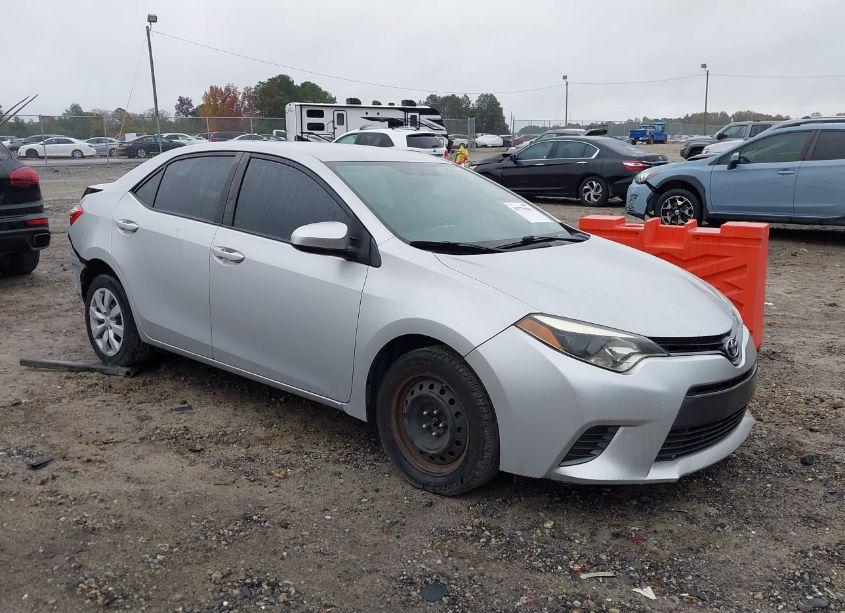 2016 Toyota Corolla LE (VIN 2T1BURHE4GC582153) main photo