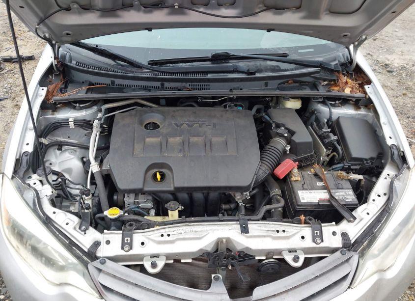 Photo 10 of 2016 Toyota Corolla LE (VIN 2T1BURHE4GC582153)