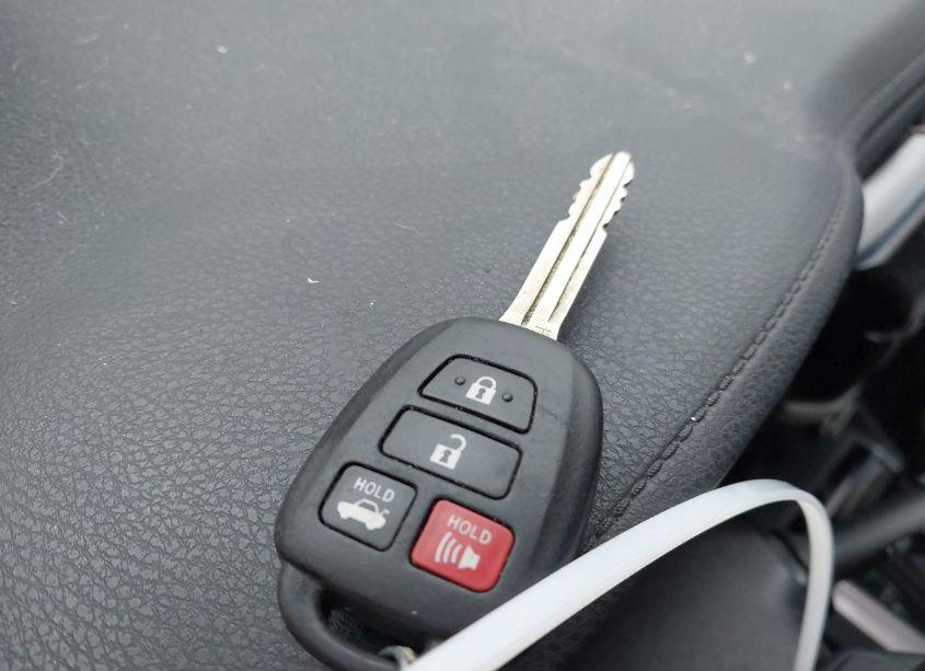 Photo 11 of 2016 Toyota Corolla LE (VIN 2T1BURHE4GC582153)