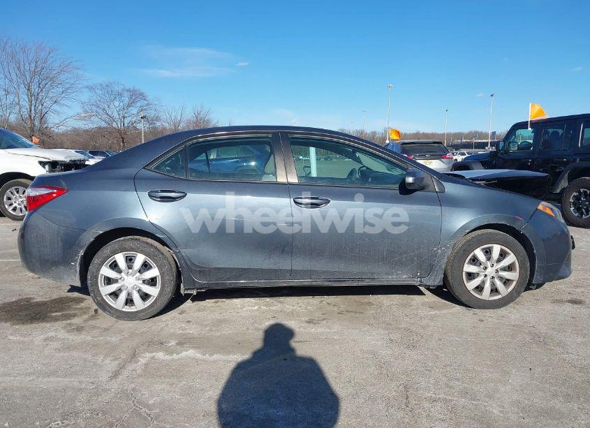 Photo 13 of 2016 Toyota Corolla LE (VIN 2T1BURHE4GC595923)