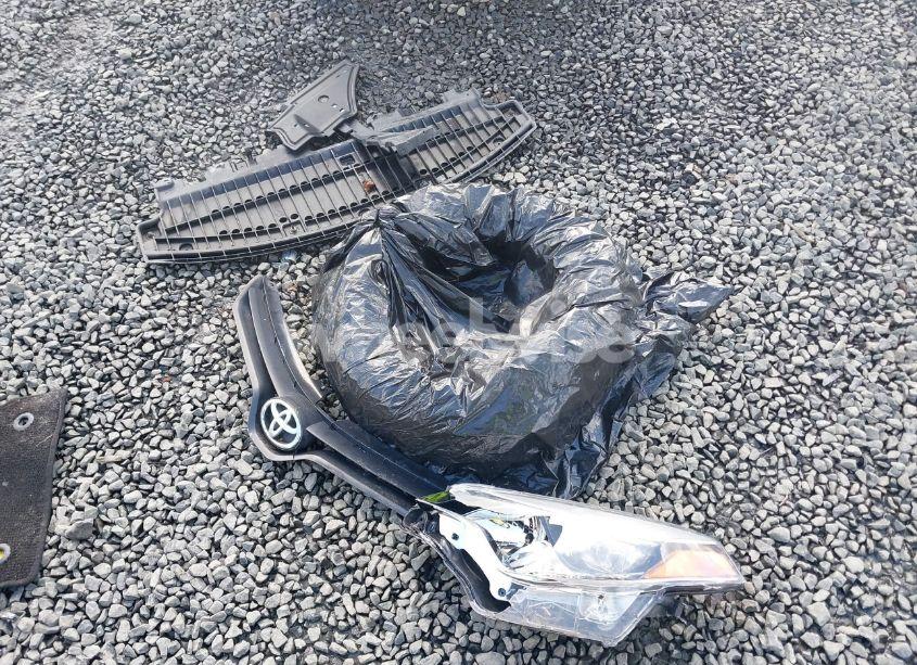 Photo 12 of 2016 Toyota Corolla L (VIN 2T1BURHE4GC608010)