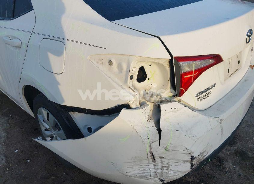 Photo 6 of 2016 Toyota Corolla LE (VIN 2T1BURHE4GC677733)