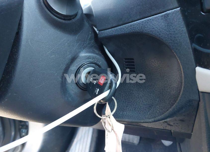 Photo 11 of 2016 Toyota Corolla LE (VIN 2T1BURHE4GC686867)