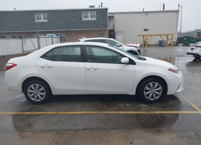 Photo 13 of 2016 Toyota Corolla LE (VIN 2T1BURHE4GC701108)