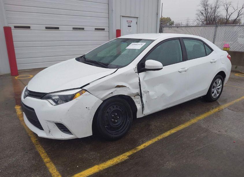 Photo 2 of 2016 Toyota Corolla LE (VIN 2T1BURHE4GC701108)