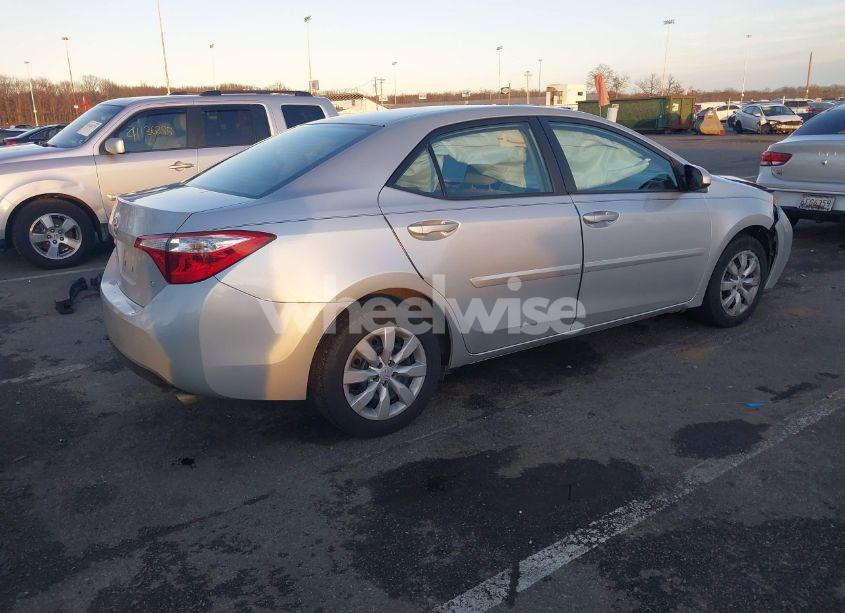 Photo 4 of 2016 Toyota Corolla LE (VIN 2T1BURHE4GC705630)