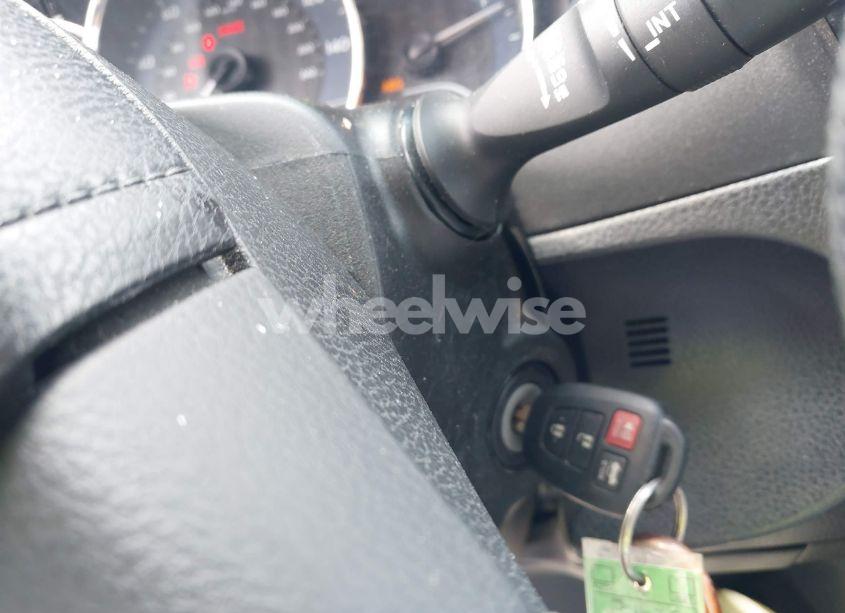 Photo 11 of 2016 Toyota Corolla LE (VIN 2T1BURHE4GC708754)