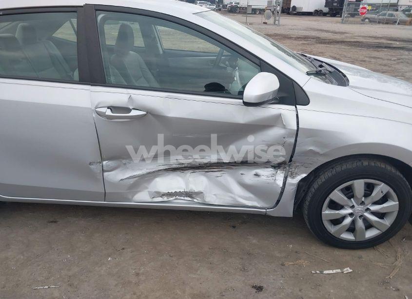 Photo 6 of 2016 Toyota Corolla LE (VIN 2T1BURHE4GC711072)