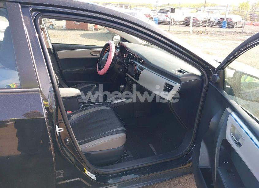 Photo 5 of 2016 Toyota Corolla LE (VIN 2T1BURHE4GC711962)