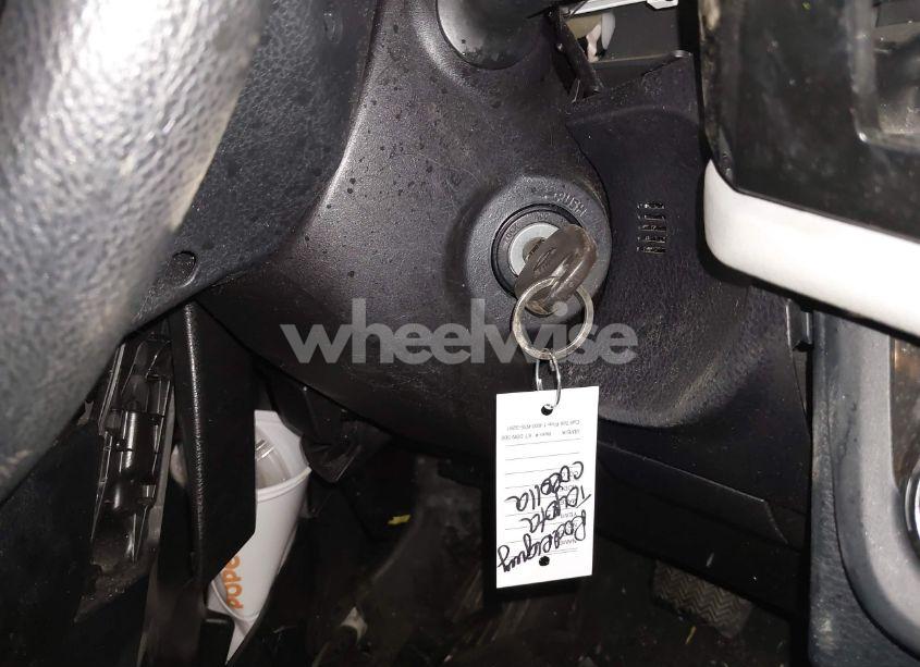 Photo 11 of 2016 Toyota Corolla LE (VIN 2T1BURHE4GC737168)