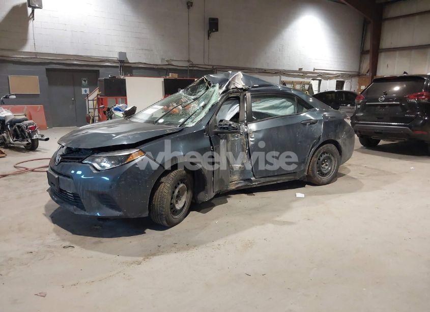 Photo 2 of 2016 Toyota Corolla LE (VIN 2T1BURHE4GC737168)