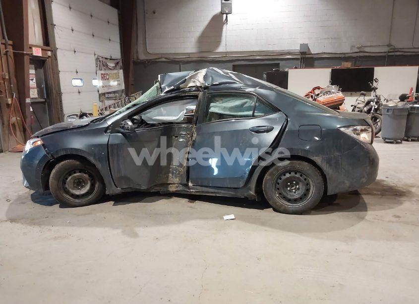 Photo 6 of 2016 Toyota Corolla LE (VIN 2T1BURHE4GC737168)