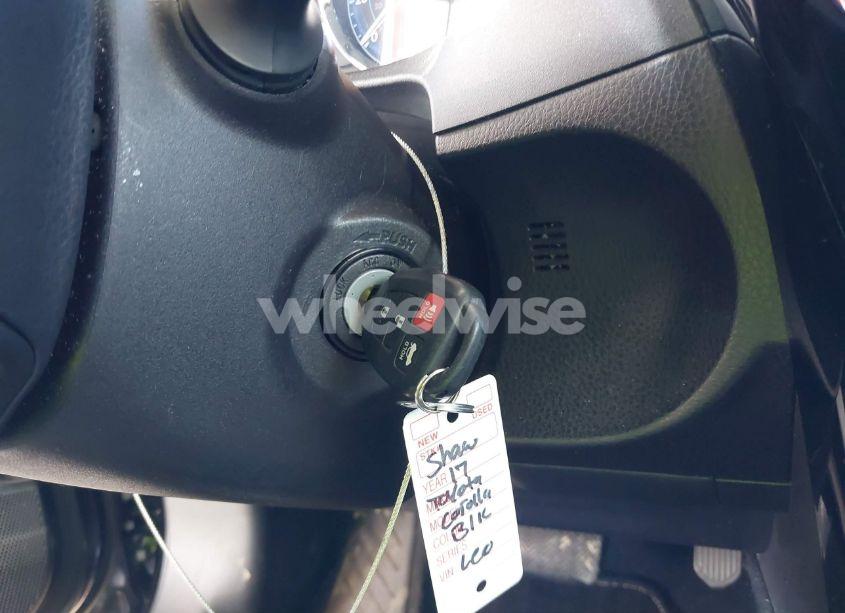 Photo 11 of 2017 Toyota Corolla L/LE/XLE/SE/XSE (VIN 2T1BURHE4HC769913)