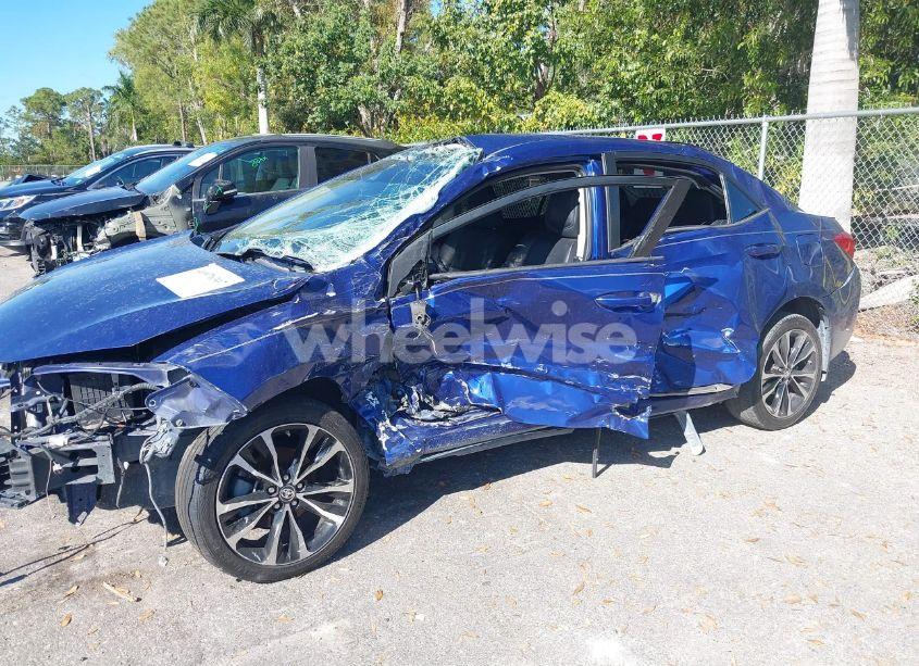 Photo 6 of 2017 Toyota Corolla SE (VIN 2T1BURHE4HC776537)