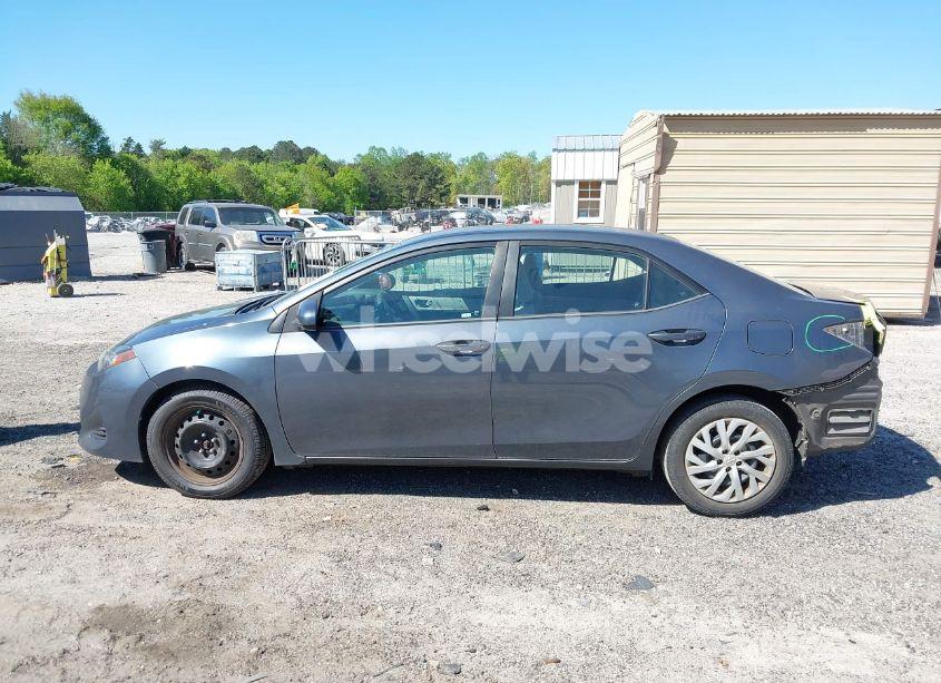 Photo 15 of 2017 Toyota Corolla LE (VIN 2T1BURHE4HC777588)