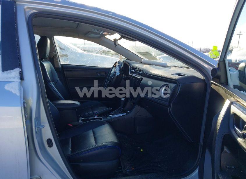 Photo 5 of 2017 Toyota Corolla XSE (VIN 2T1BURHE4HC779034)