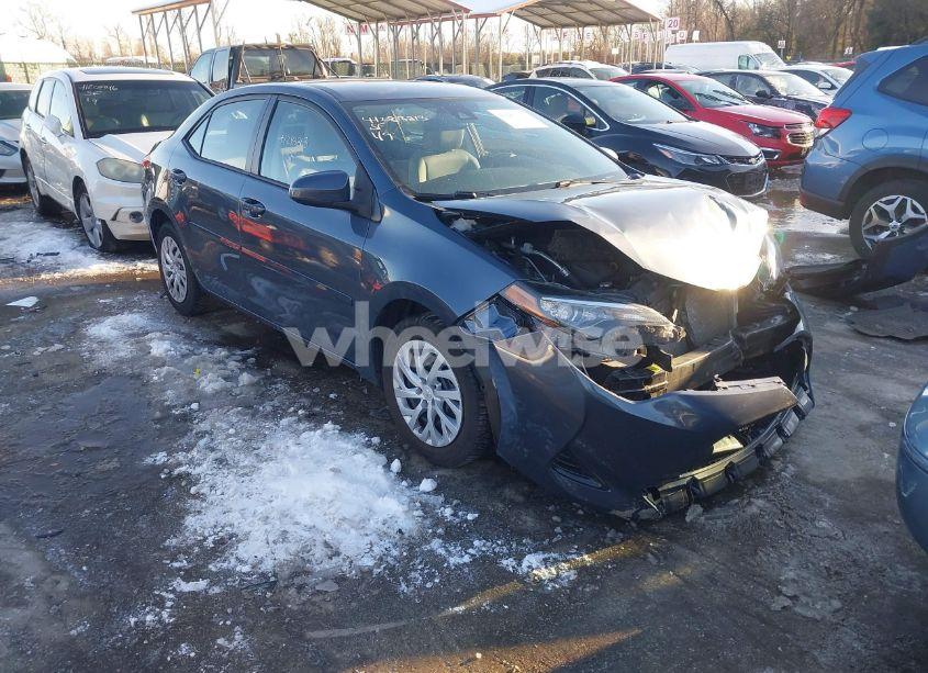 2017 Toyota Corolla LE (VIN 2T1BURHE4HC784878) main photo