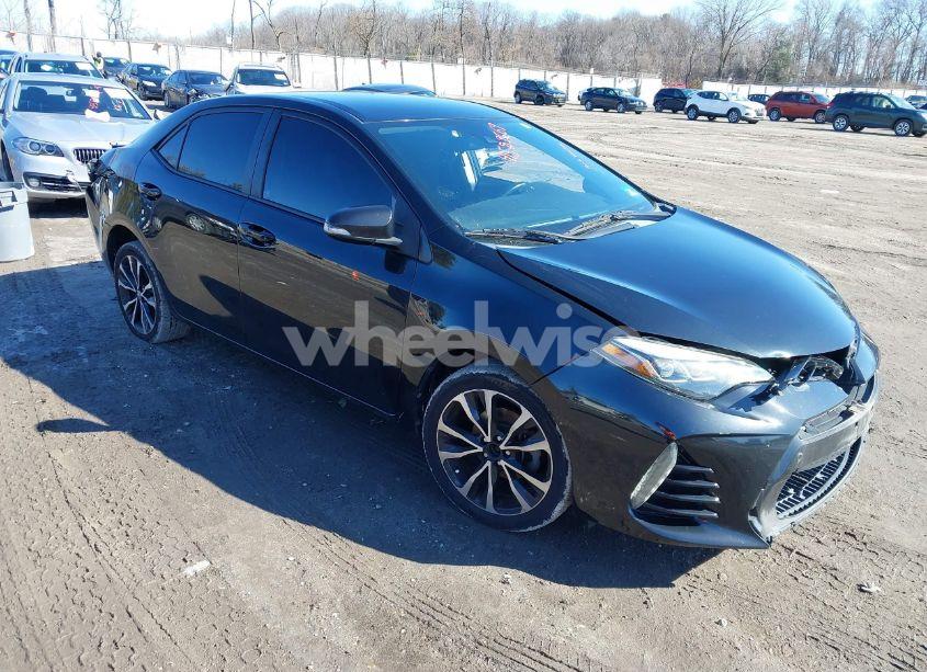 2017 Toyota Corolla SE (VIN 2T1BURHE4HC788171) main photo