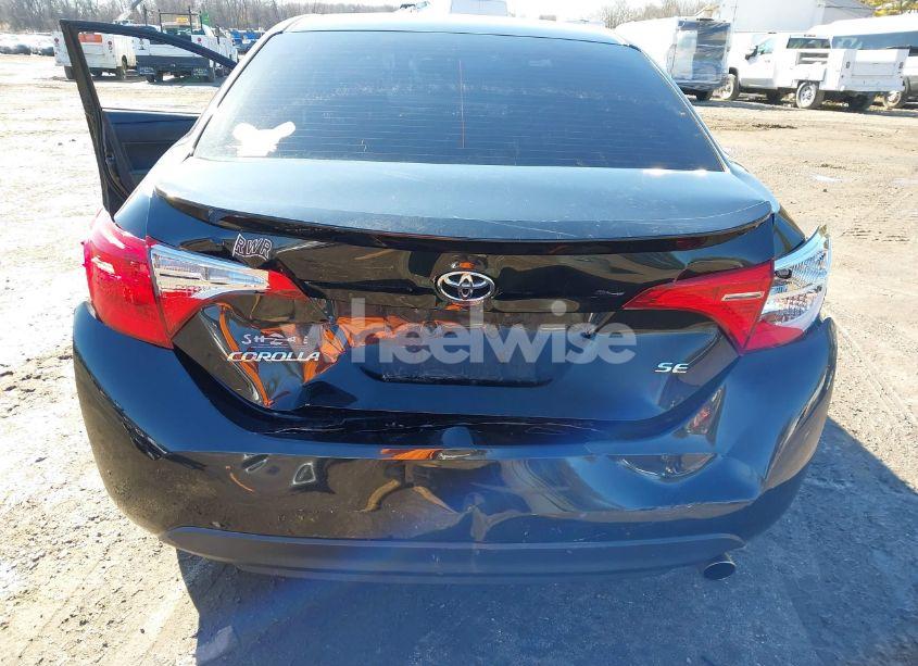 Photo 6 of 2017 Toyota Corolla SE (VIN 2T1BURHE4HC788171)