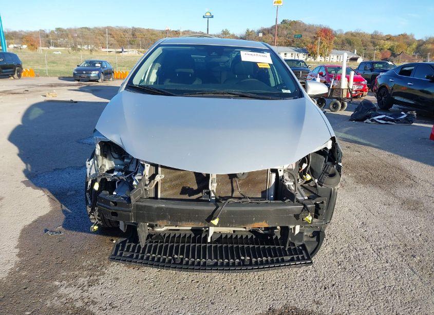 Photo 13 of 2017 Toyota Corolla LE (VIN 2T1BURHE4HC795136)