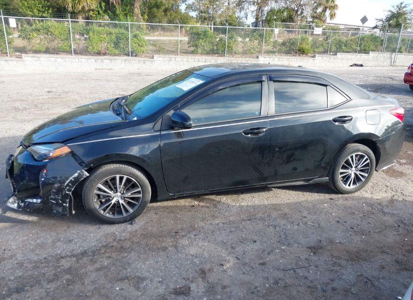 Photo 14 of 2017 Toyota Corolla L/LE/XLE/SE/XSE (VIN 2T1BURHE4HC800450)