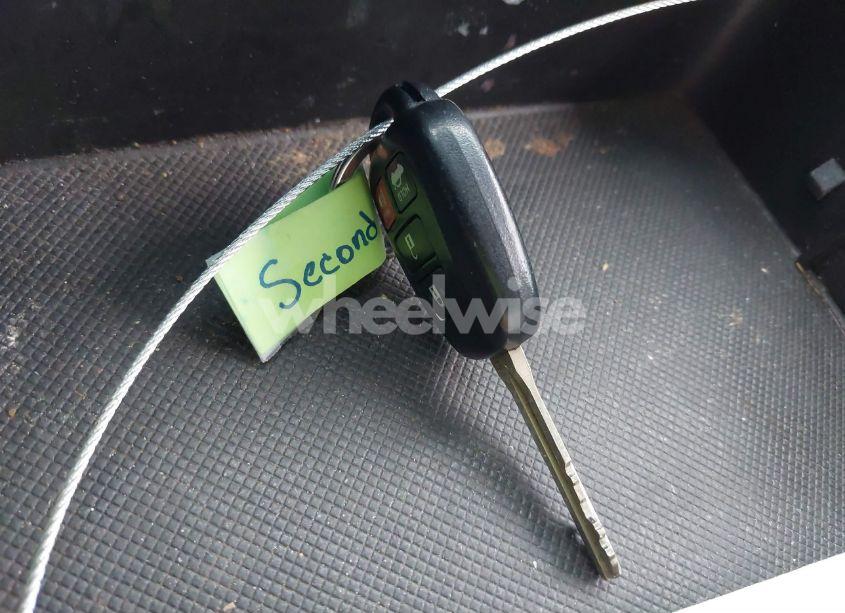 Photo 11 of 2017 Toyota Corolla LE (VIN 2T1BURHE4HC801694)