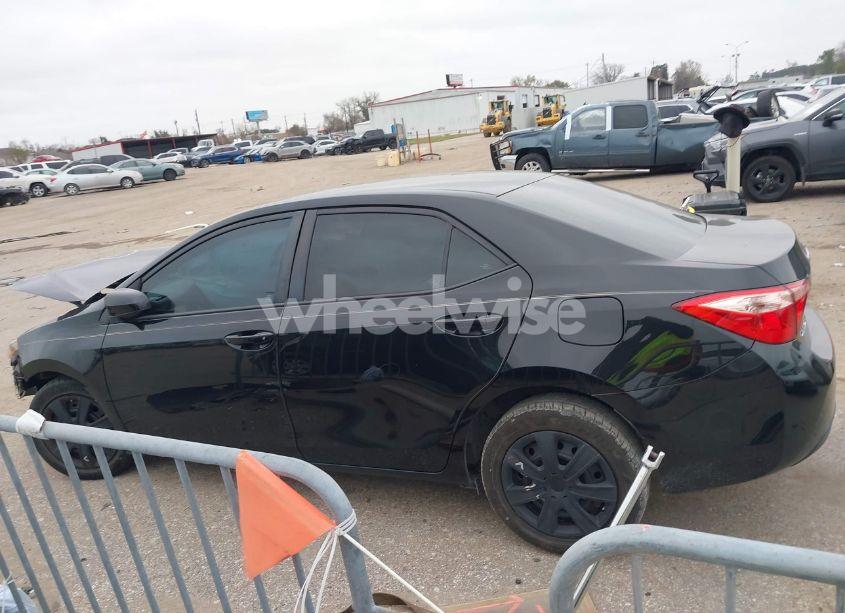 Photo 15 of 2017 Toyota Corolla LE (VIN 2T1BURHE4HC801694)