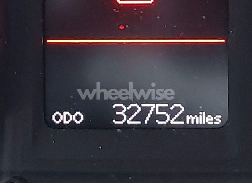 Photo 16 of 2017 Toyota Corolla LE (VIN 2T1BURHE4HC801694)