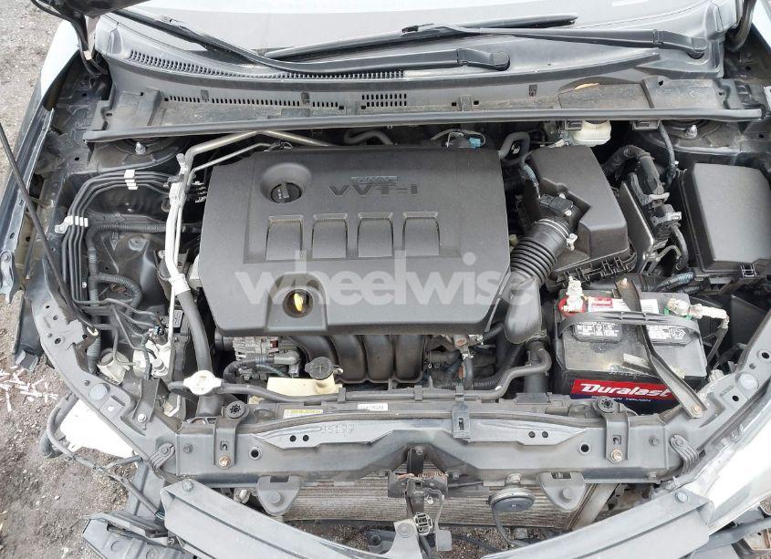 Photo 10 of 2017 Toyota Corolla LE (VIN 2T1BURHE4HC805552)